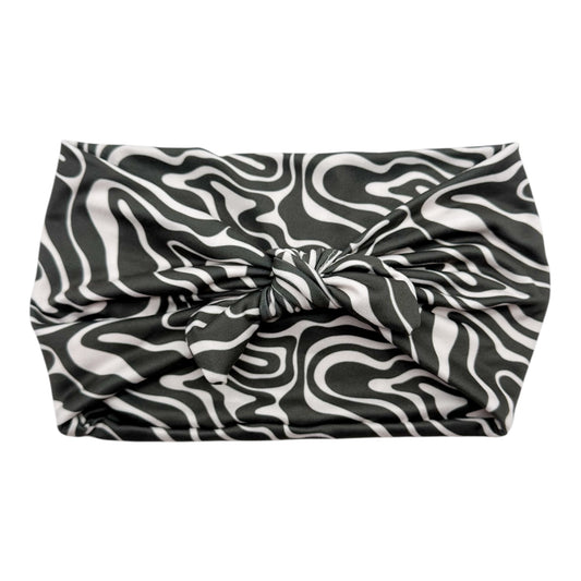 BLACK & WHITE GROOVY WAVES - LUXE